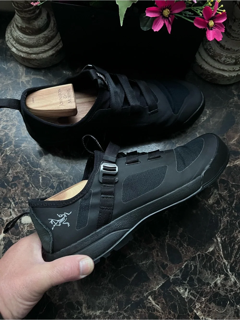 Arc'Teryx Arakys Approach  Athletic/Lifestyle Shoes  Size 10 Men/11.5 Women